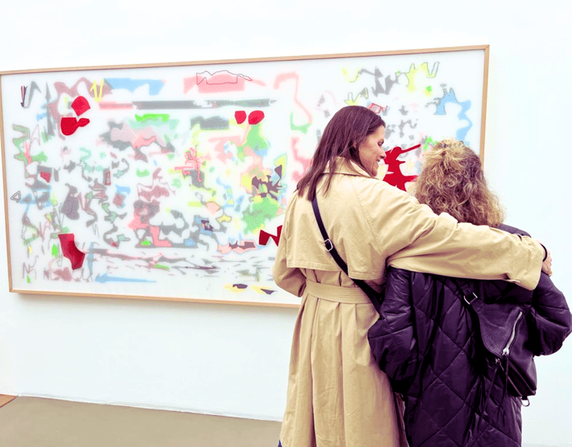 Athens: Gallery Hop Walking Tour in City Center