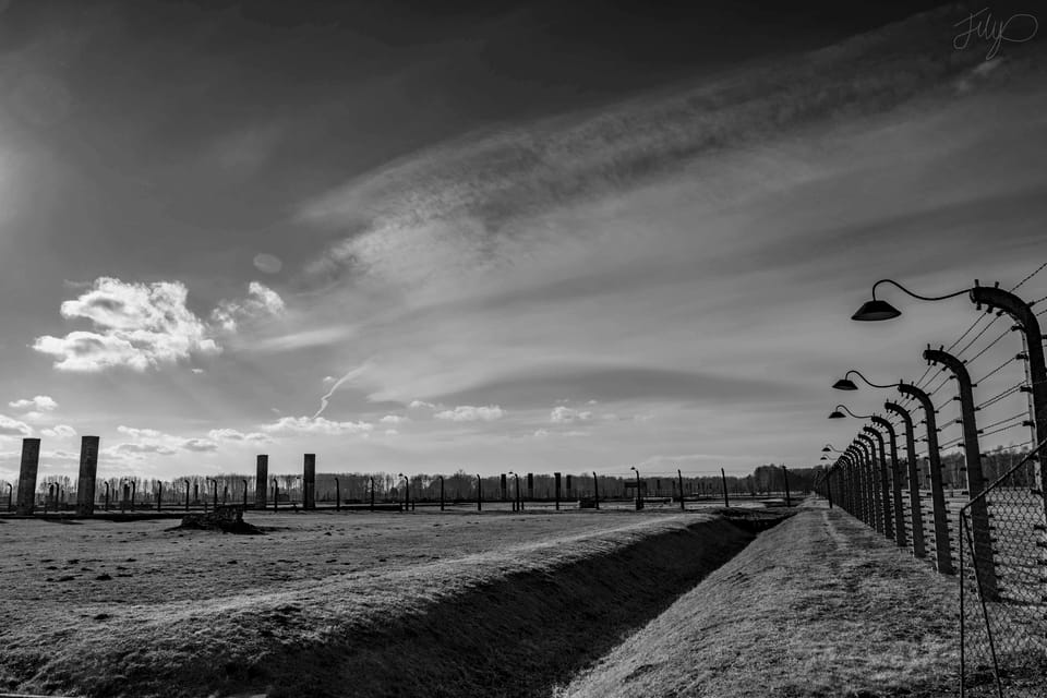 Auschwitz-Birkenau Museum: Guided Tour From Krakow