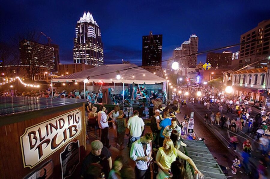 Austin: Live Music Crawl