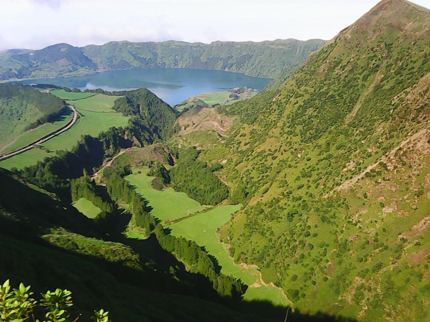 Azores Guided Tour to Volcano and Crater of Sete Cidades