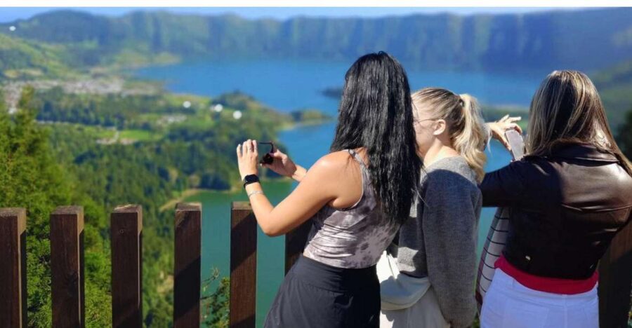 Azores: Shore Tour, Sete Cidades With Small Wine & Cheese