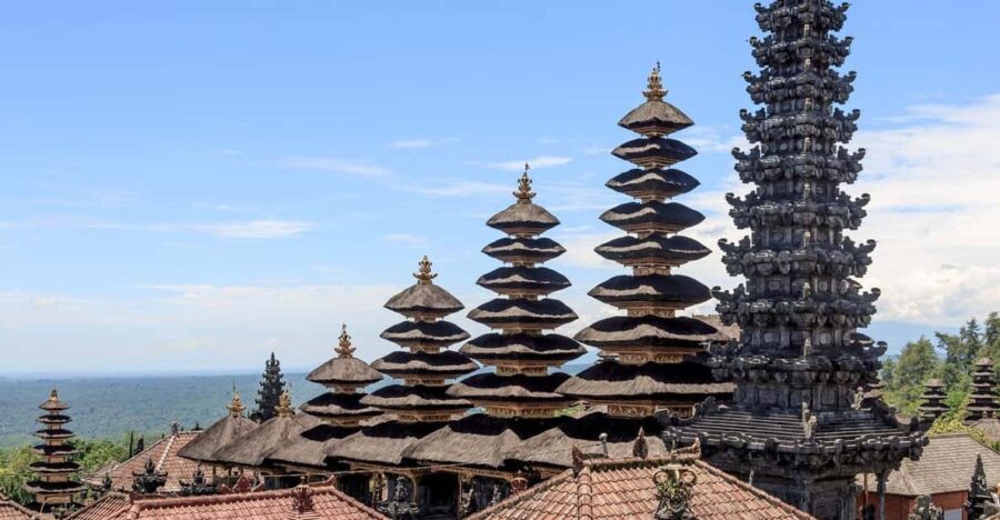 Bali: Gate of Heaven, Besakih Temple,Tirta Gangga GroupTour.
