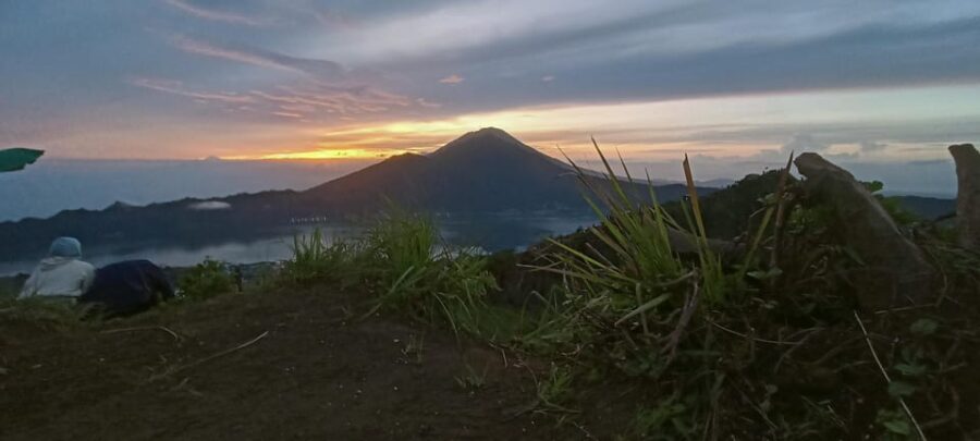 Bali :Highlight Mount Batur Sunrise Trekking