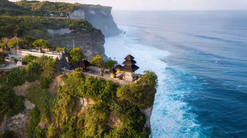Bali: Highlights Uluwatu Temple & Southern Beaches Day Trip