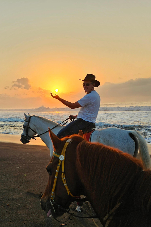 Bali Sunrise Horse Riding