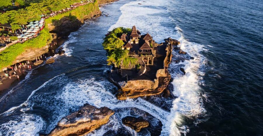Bali: Tanah Lot, Jatiluwih Terrace, & Ulundanu Beratan Tour