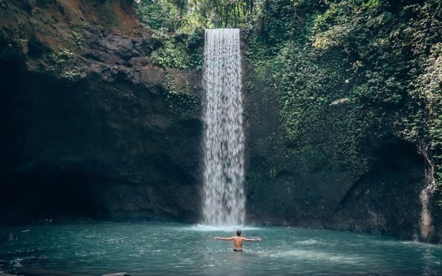 Bali Waterfall Tour With Lunch Views of Mount Batur