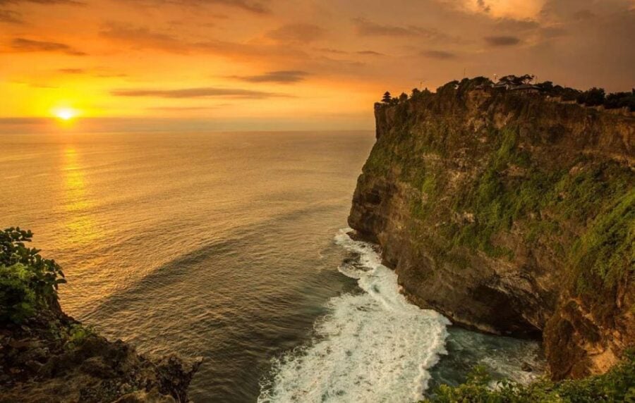 Bali: White Sand Beaches & Uluwatu Sunset Tour - Tour Overview