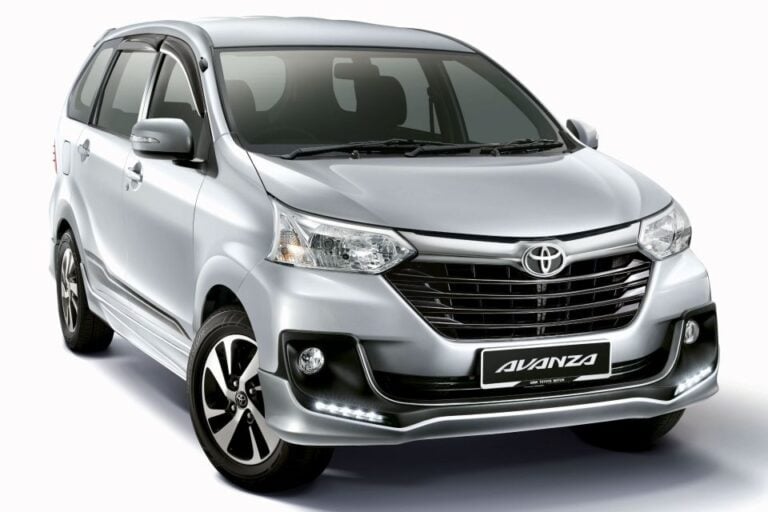 Bandung: Private Car or Minivan Charter With Driver