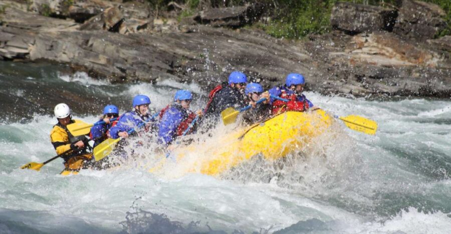 Banff: Morning Whitewater Rafting Tour in Horseshoe Canyon