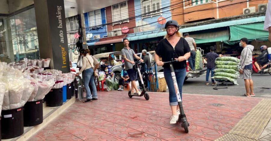 Bangkok: City Highlights Electric Scooter Tour - Tour Overview