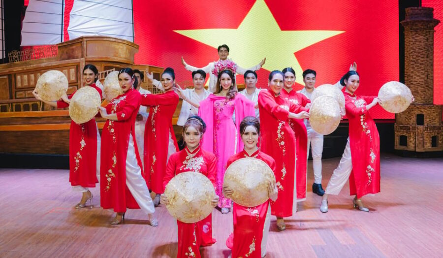 Bangkok: Golden Dome Cabaret Show Entry Ticket - Ticket Information