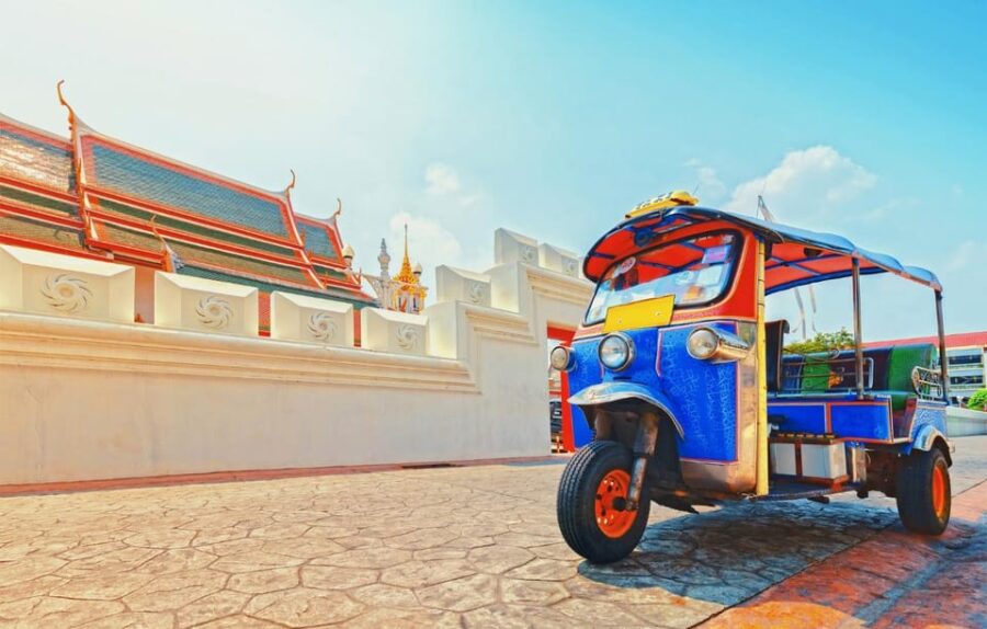 Bangkok: Guided Tour in a Typical Thai Tuk-Tuk