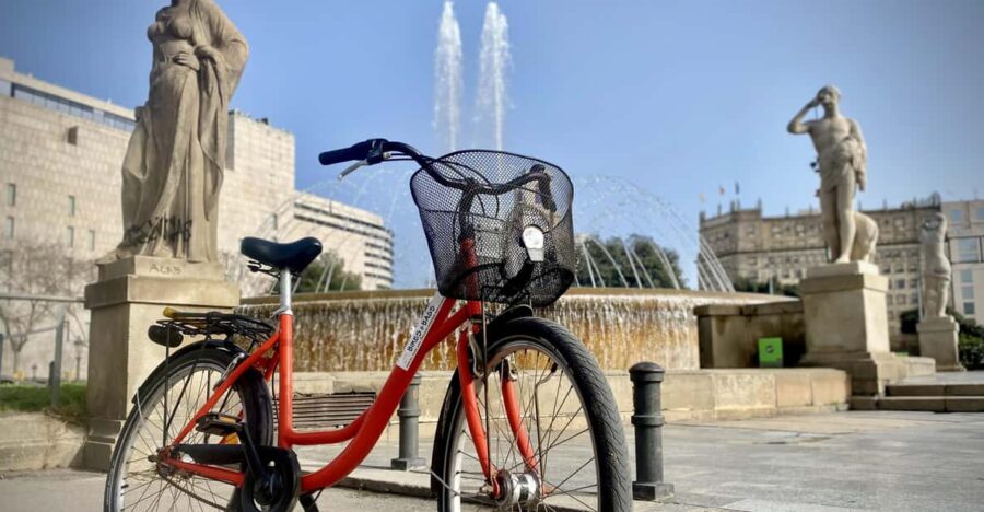 Barcelona: Full-Day Bike Rental With Helmet and Lock