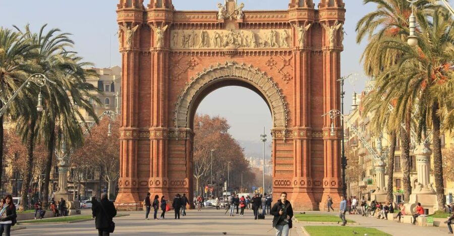 Barcelona: One-Way Transfer To/From Barcelona Airport(Bcn)
