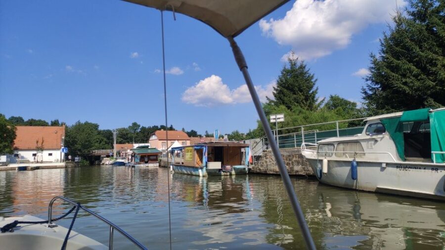 Batuv Kanal – Boatride and Wine (From Vienna and Bratislava)