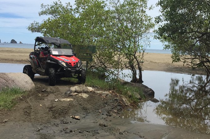 Beach-mountain & Sloth Refuge Buggy Tour
