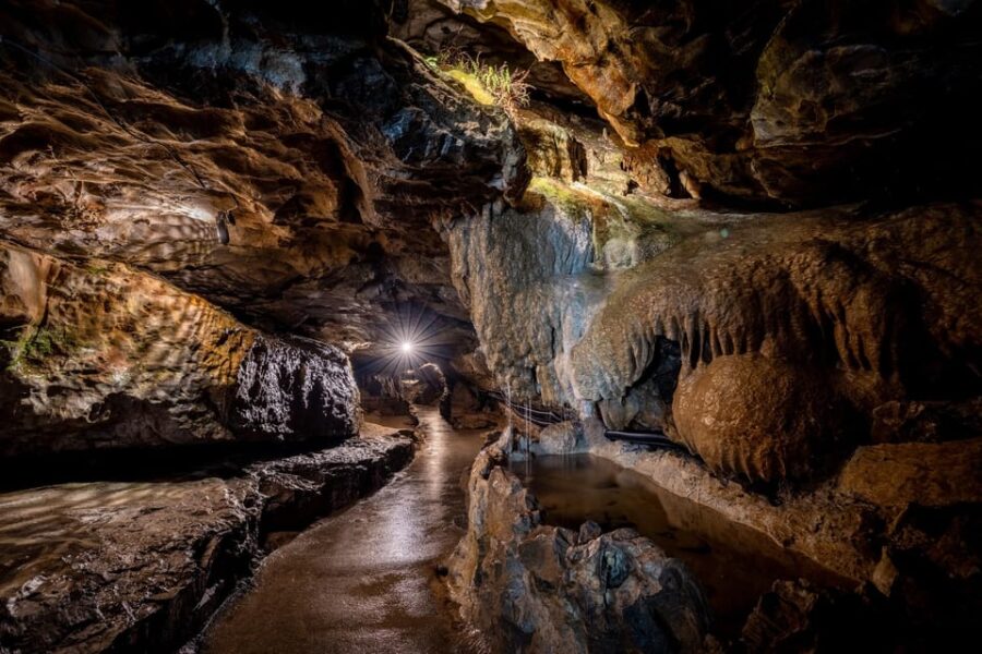 Beatenberg: Beatus Caves Entry Ticket With Museum