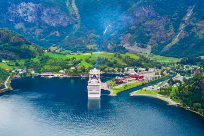 Bergen to Flam The King of Fjords One-Way or Round-Trip Cruise Ticket