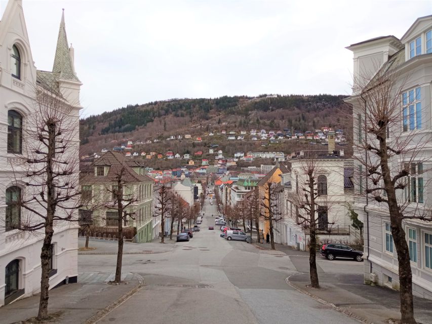 Bergen University District: A Self-Guided Audio Tour