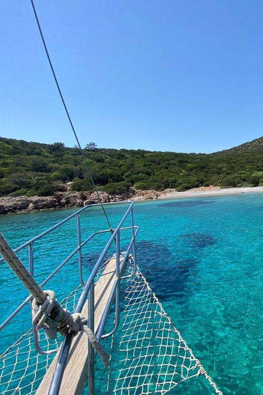 Bodrum: Peninsula Private Boat Tour With Lunch