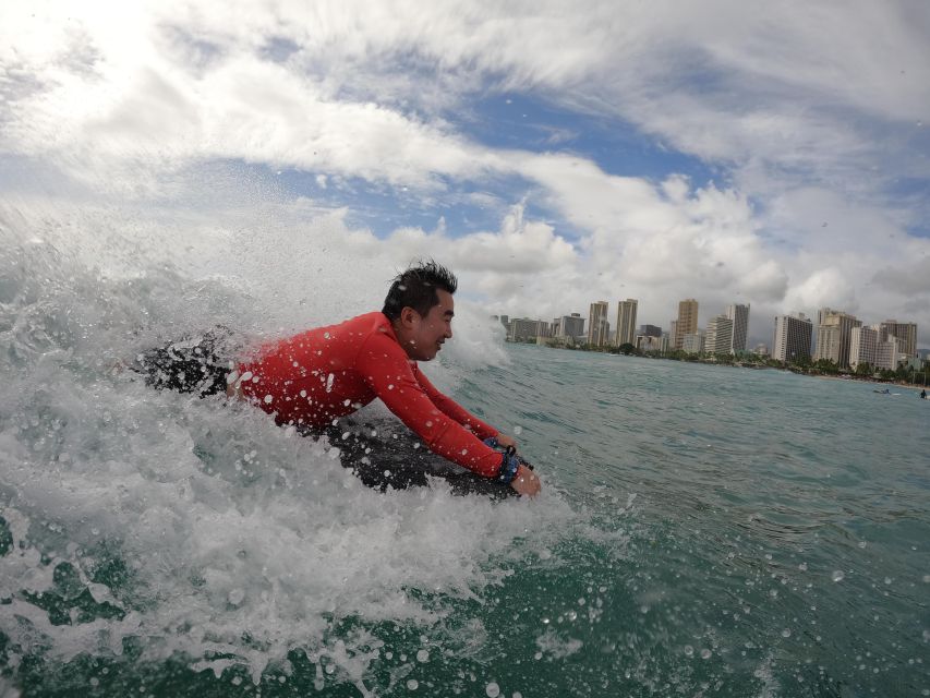 Bodyboard Lesson in Waikiki, 3 or More Students, 13+