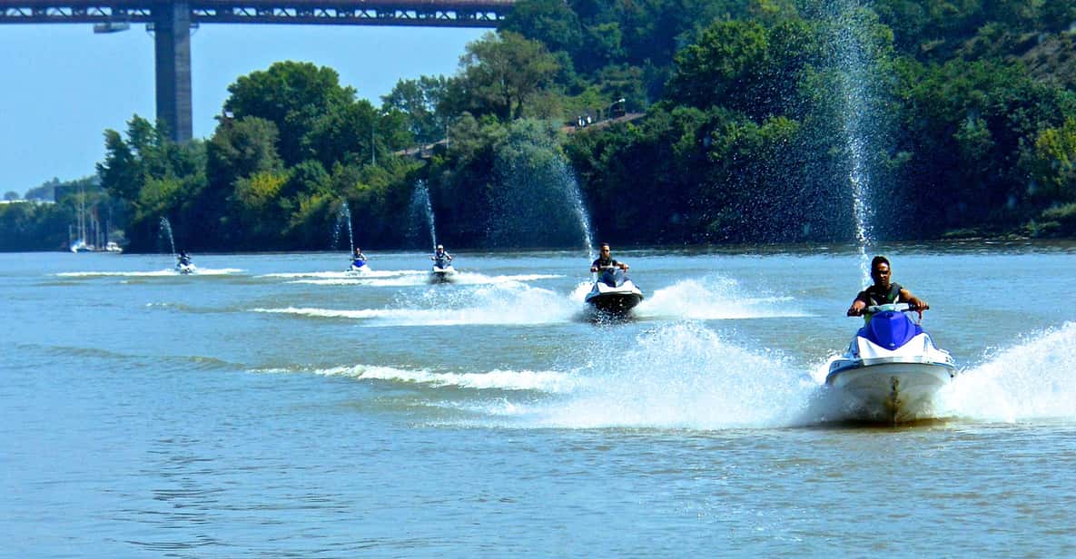 Bordeaux: Guided Jet Ski Tour 1 Hour