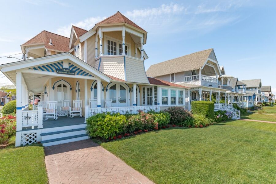 Boston: Discover Marthas Vineyard With Optional Island Tour