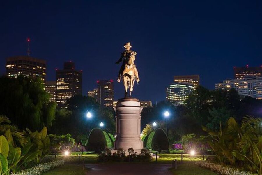 Boston: Small Group Night Tour With Boston Cream Pie - Tour Overview