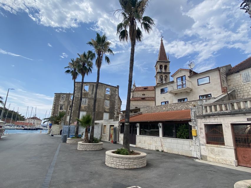Brač Island Private Speedboat Tour From Split and Trogir