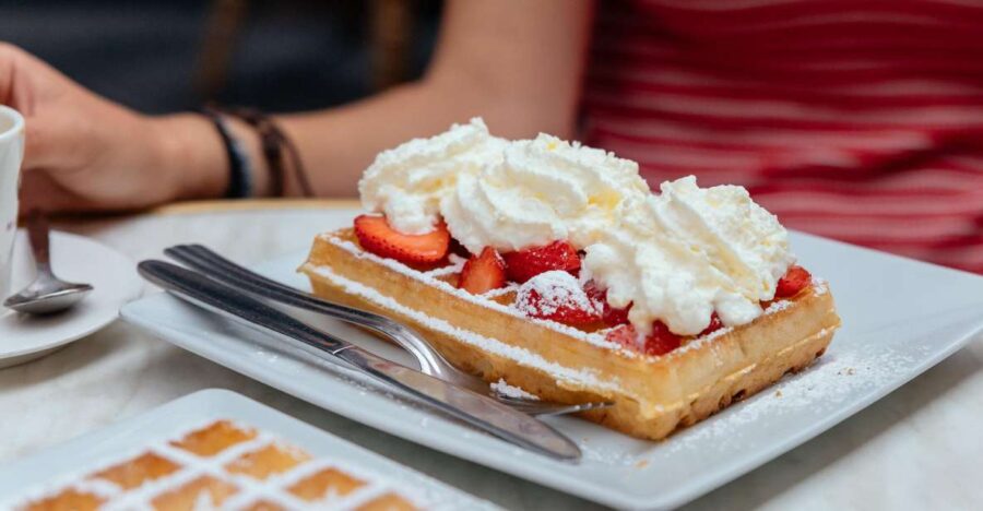 Brussels: Private Food Tour – 10 Tastings With Locals