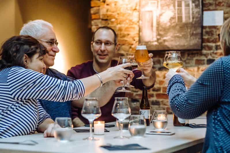 Brussels: Private Trip to Bruges & Food Tour With 6 Tastings