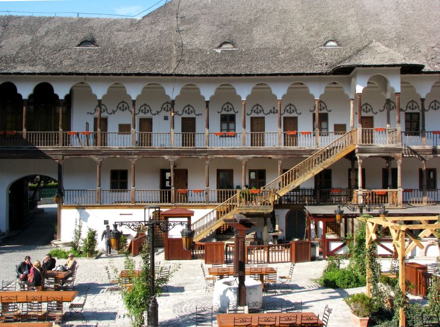 Bucharest: 2-Hour City Highlights Bike Tour - Tour Overview