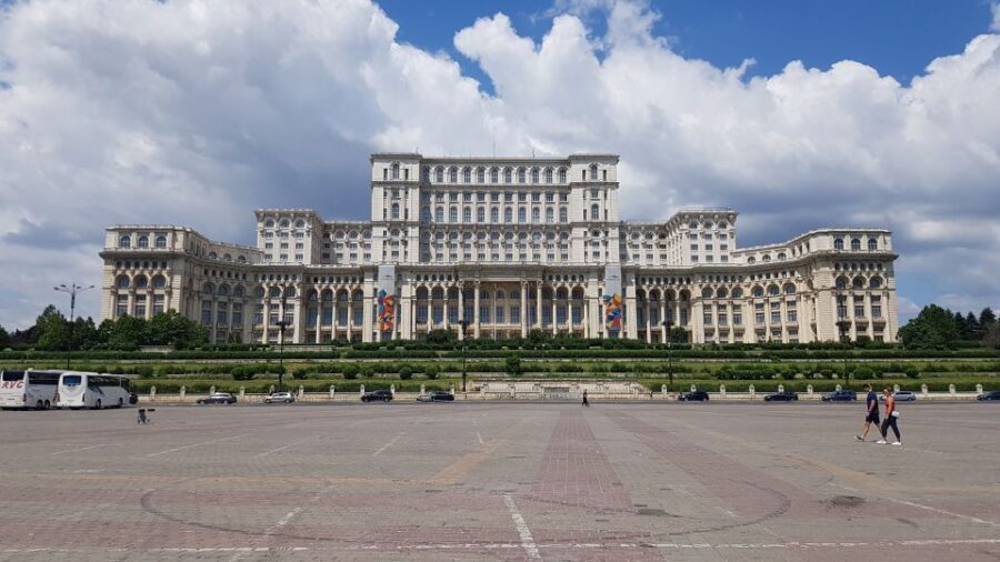 Bucharest City Tour 2 Hours – by Car With a Private Guide