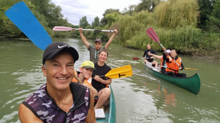Budapest: Canoeing Tour on the Danube With Hot Sauna After - Activity Overview and Pricing