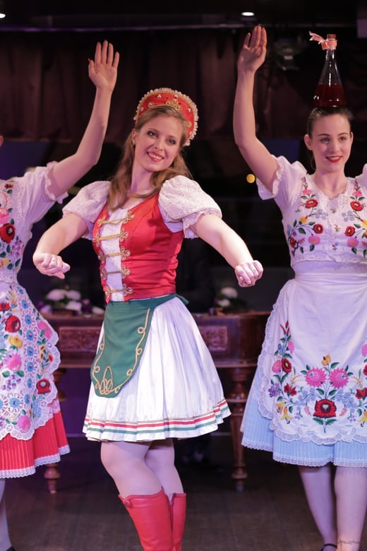 Budapest: Danube Cruise With Folk Dancing and Drinks
