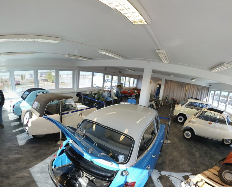 Budapest: Euroring Old Timer Museum Ticket & Hotel Transfers