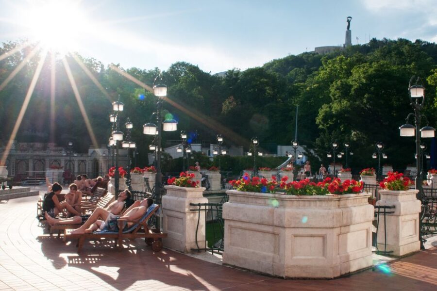 Budapest: Full-Day Gellért Spa Ticket