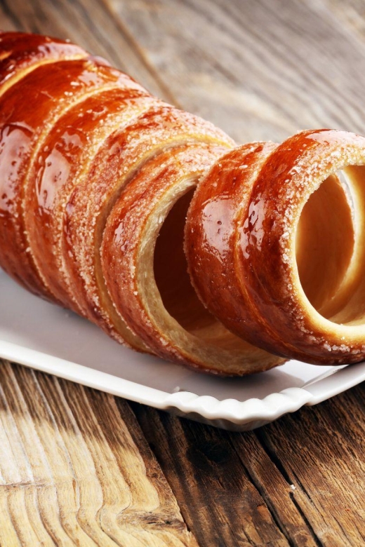 Budapest: Hungarian Chimney Cake Workshop