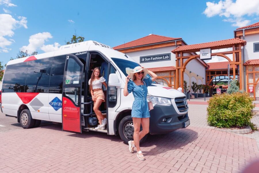 Budapest: Premier Outlet Shopping Transfer From City Center
