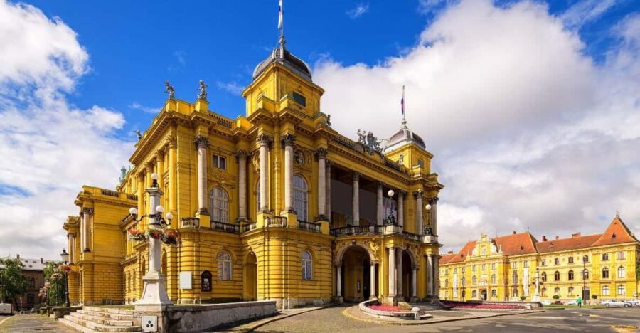 Budapest: Private Guided Tour to Zagreb