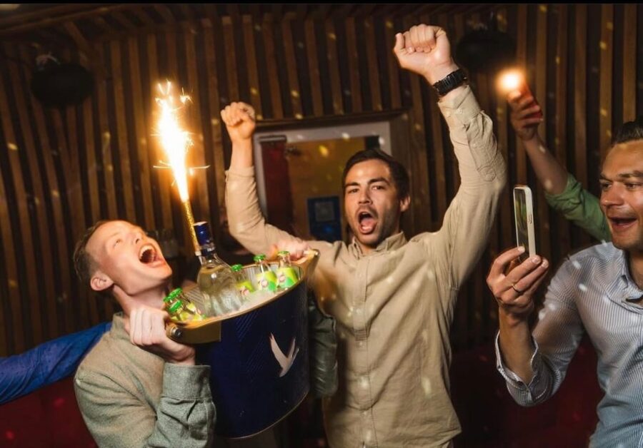 Budapest : Private Karaoke Rooms