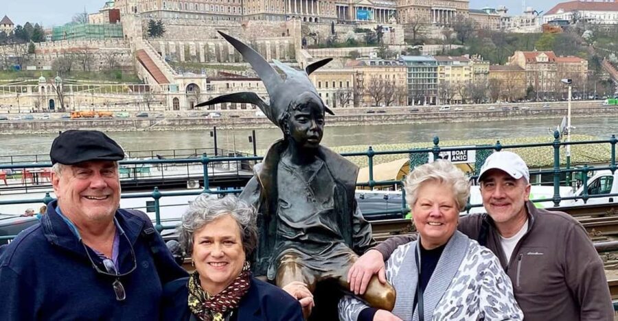 Budapest: Private Sightseeing Tour With Local Host
