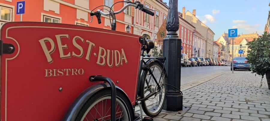 Budapest: Walking Tour in the Buda Castle District