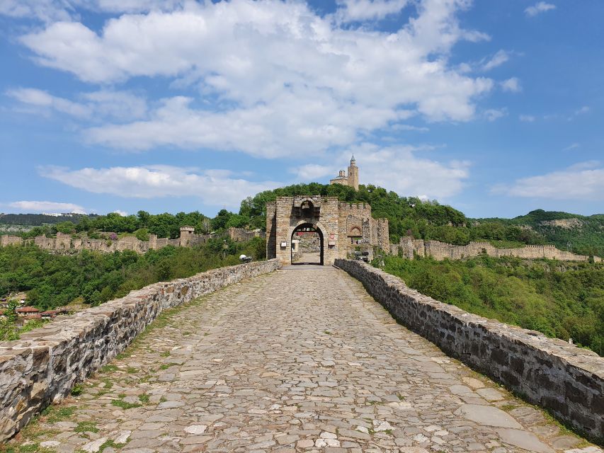 Bulgaria Private Tour: Basarabovo, Arbanasi, Veliko Tarnovo