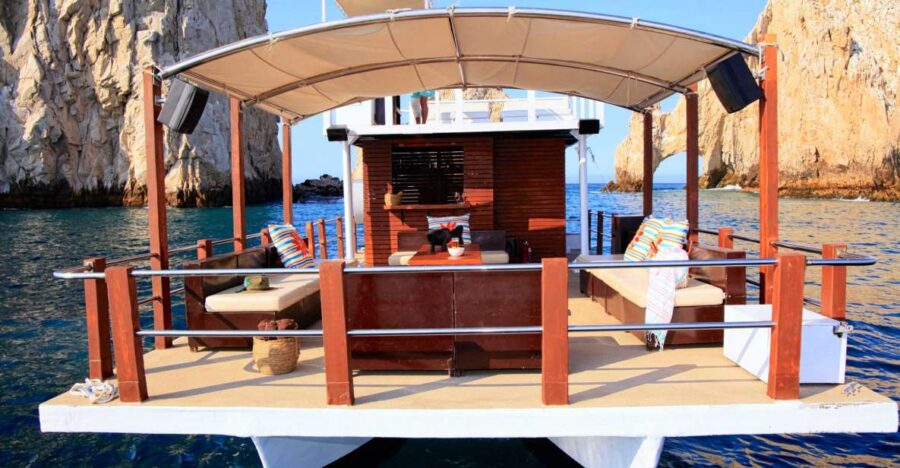 Cabo San Lucas: Private Catamaran Tour up to 22 People