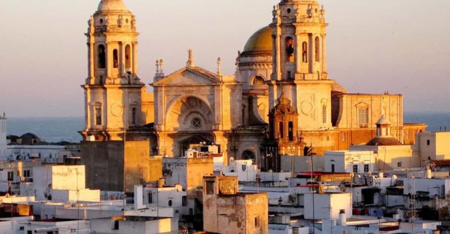 Cadiz Full-Day Guided Excursion From Seville