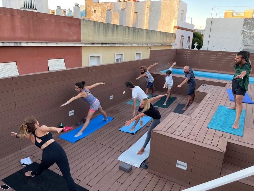 Cadiz: Yoga While on Holidays
