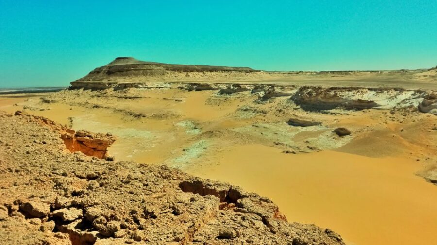 Cairo: 2-Day Bahariya & White Desert Private Camp Adventure