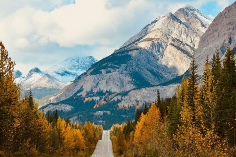 Calgary & Lake Louise: Smartphone Audio Driving Tour - Tour Overview and Pricing